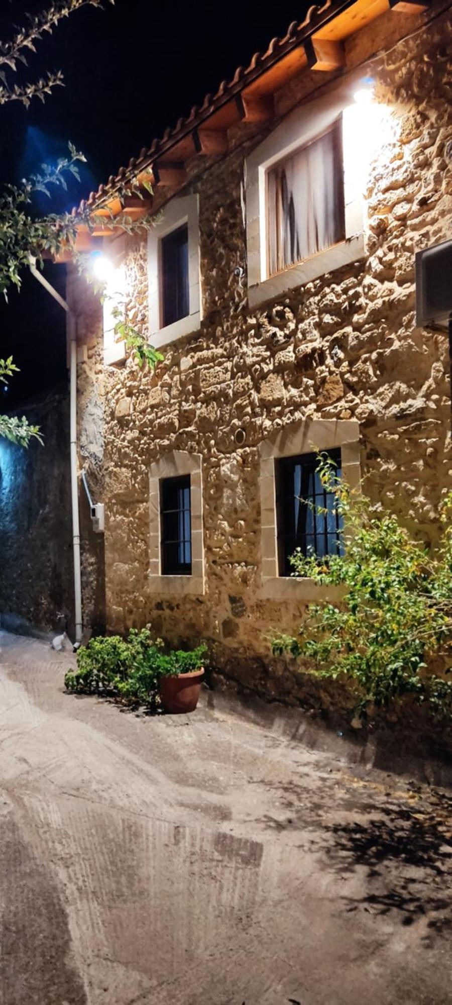Villa Sofita With Tzakouzi Maroulás Exterior photo